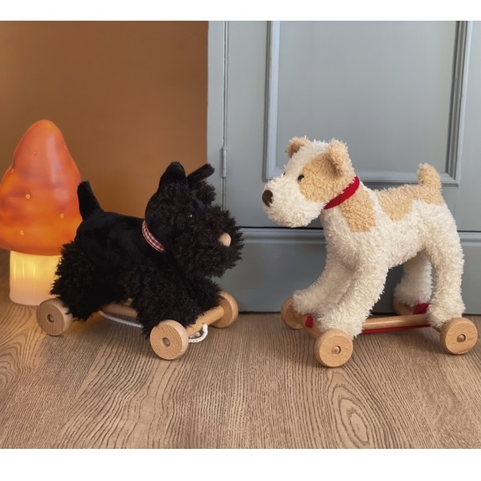 Egmont Toys Іграшка-каталка "Еліот"